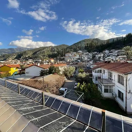 Mountain View - Modern Town Centre Apartment In Fethiye *